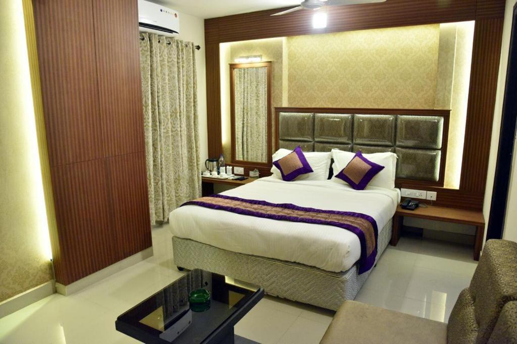 Pine Tree Boutique Hotel Τσενάι Εξωτερικό φωτογραφία